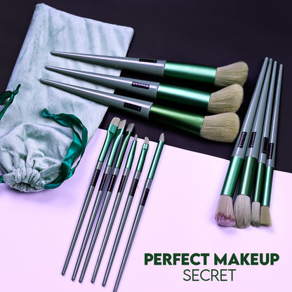 13 PCS Professional Makeup Brush Set With Storage Bag (Green)
